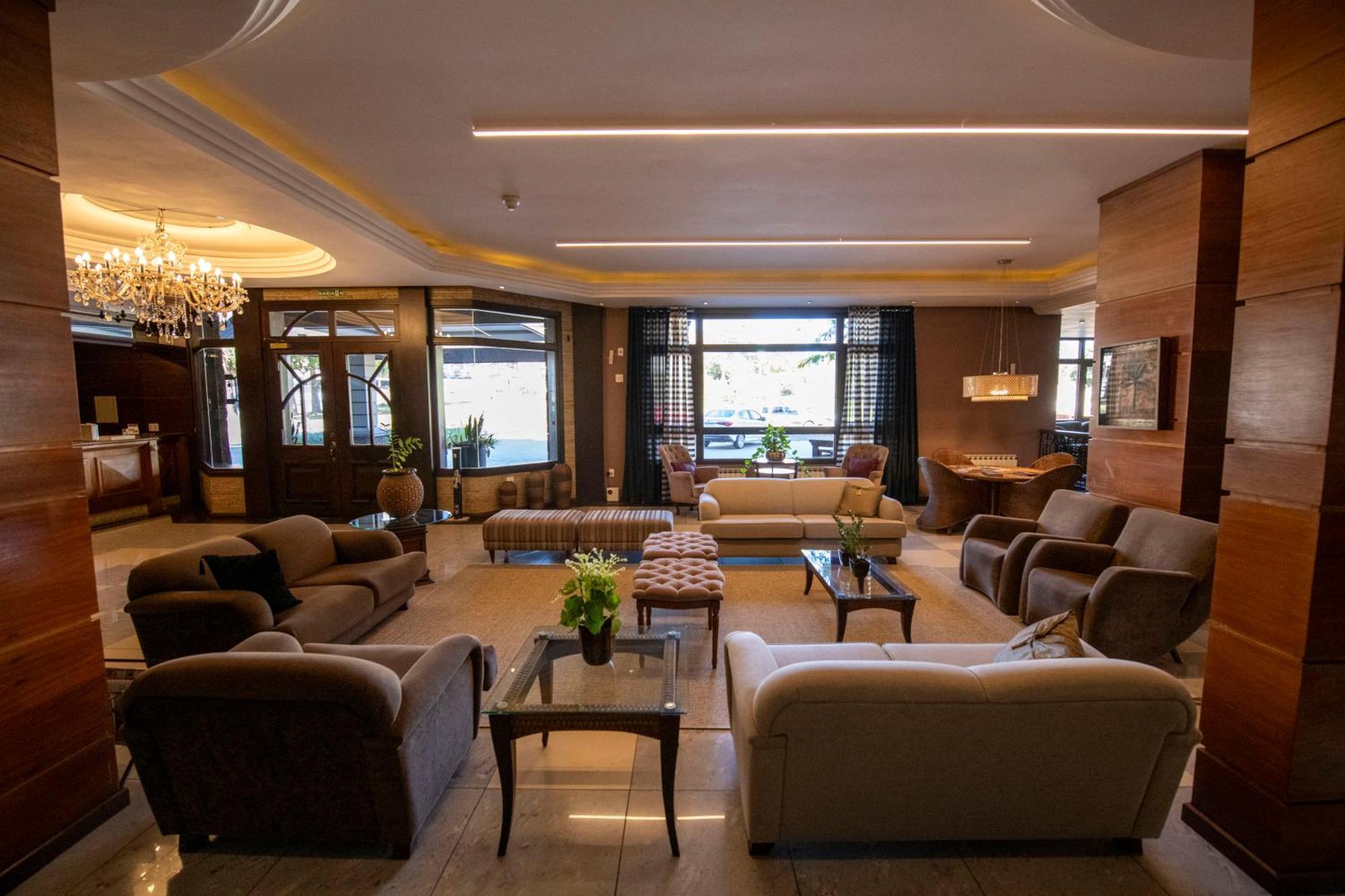 Hotel Serra Nevada كانيلا المظهر الخارجي الصورة